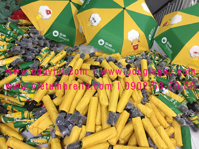 xưởng sản xuất ô dù cầm tay in logo quảng cáo